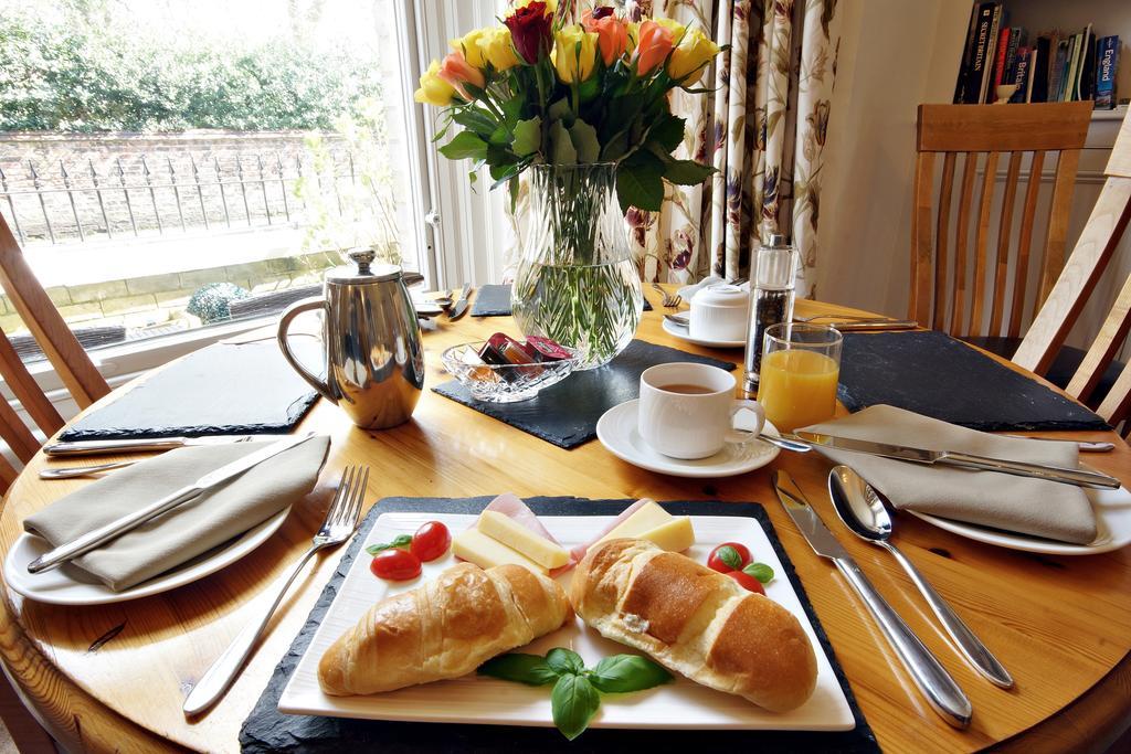Bronte Guest House يورك المظهر الخارجي الصورة